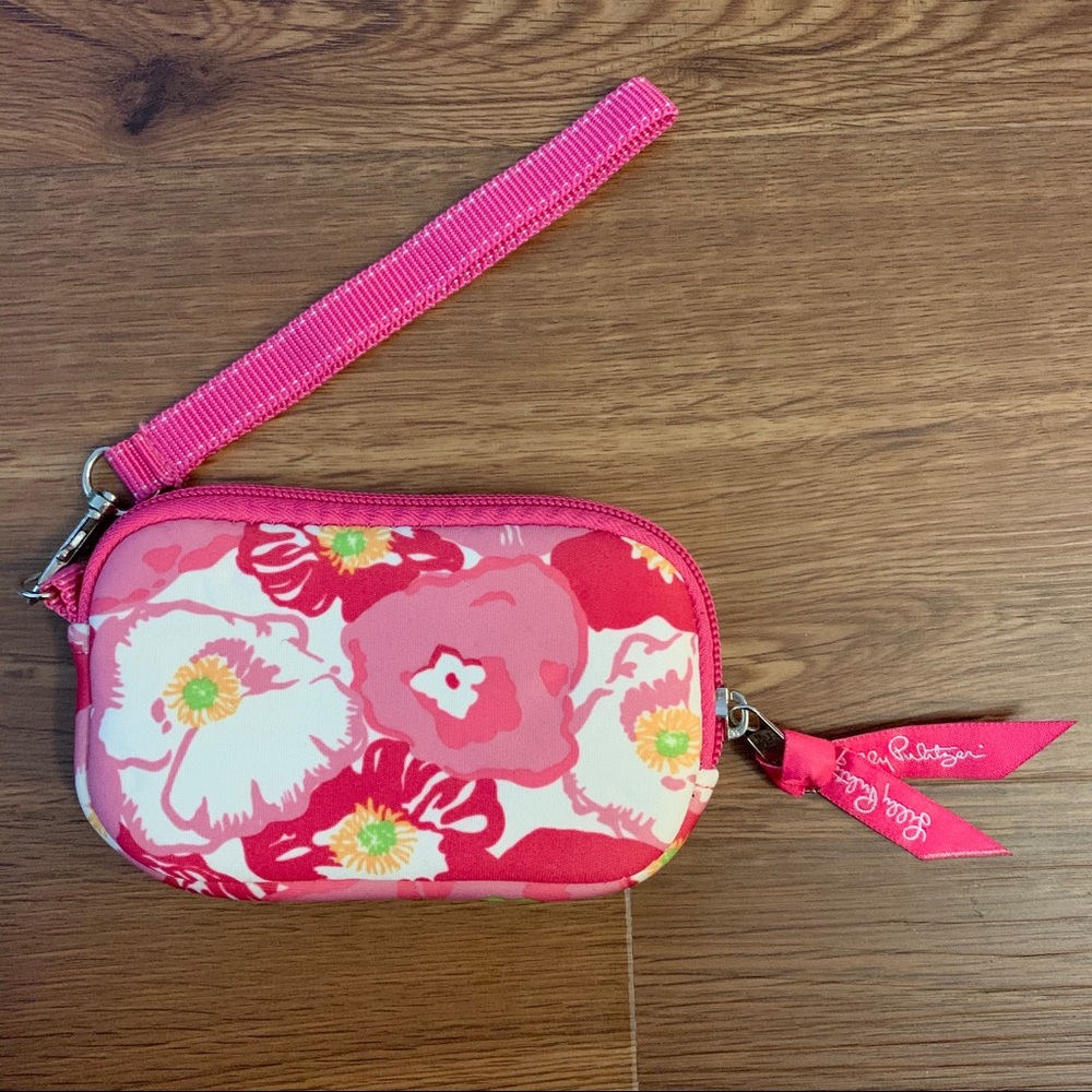 Lilly Pulitzer Wristlet Tech Case - Cherry Begonia - Picture 3 of 5